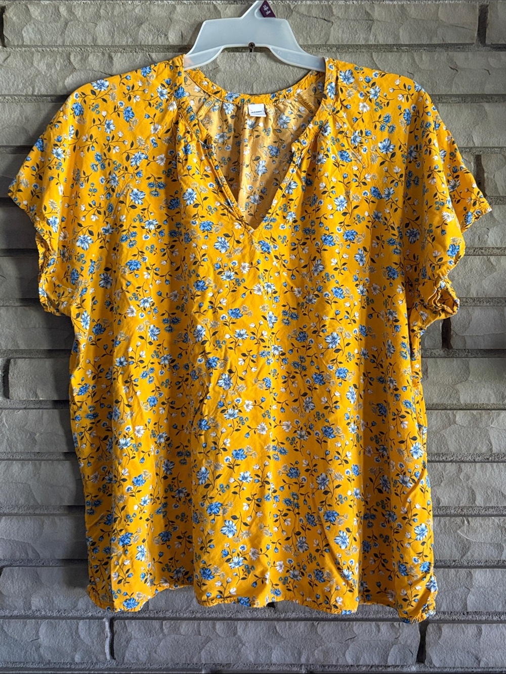 Old Navy Yellow Floral V-Neck Blouse with Blue flowers